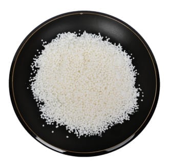 Glyceryl Stearate SE Raw Material in a dish 